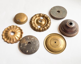Antique, Vintage lot of 7  brass lamp canopies, lamp cups, lamp holder covers, chandelier parts, diameter 47–75 mm, patina, Europe