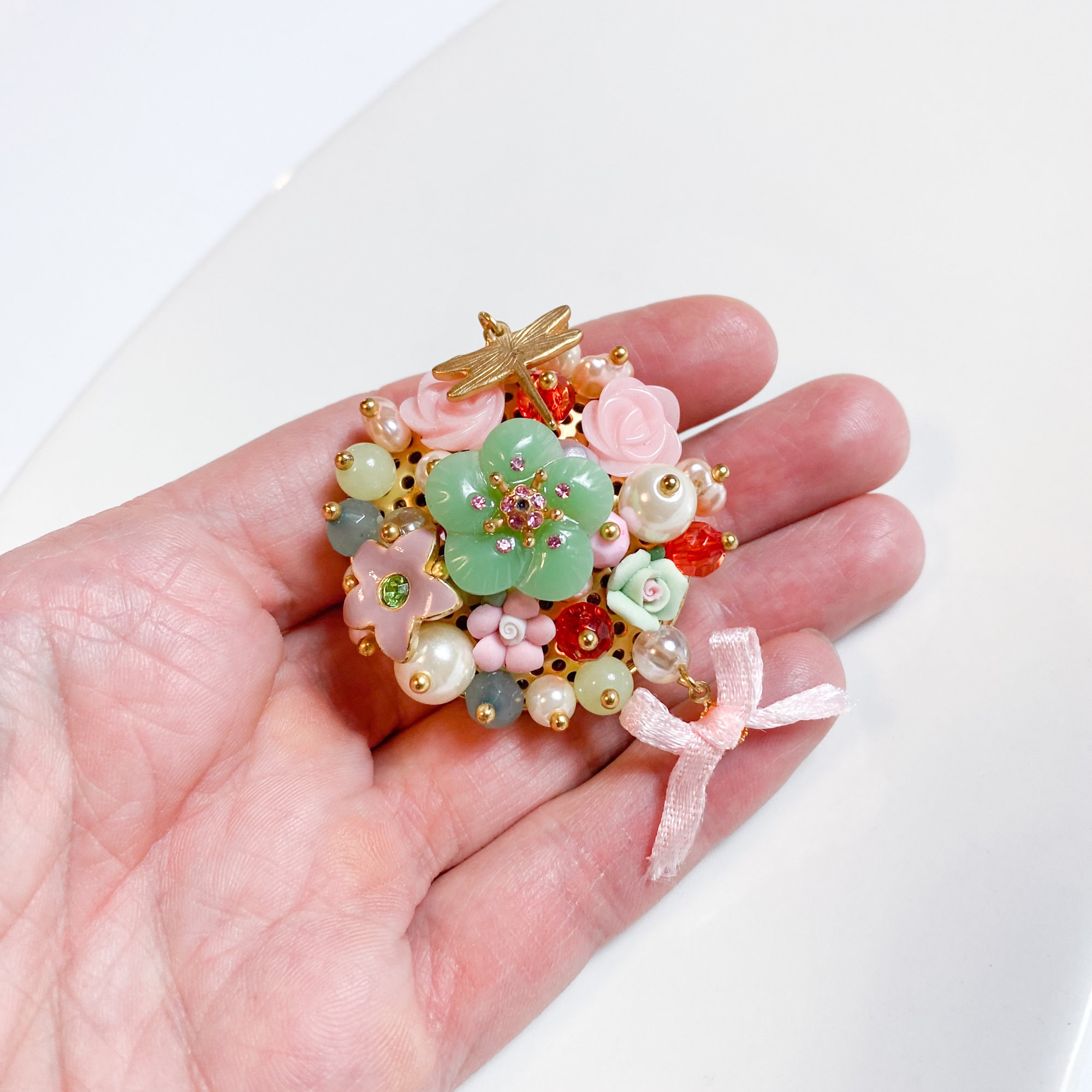 Broche Art nouveau dorée perles verres roses bijou ancien