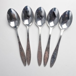 Set of  5 Vintage Silver plated Metal Dinner Spoons, Art Nouveau style decor, Old kitchen home decor, cutlery, silverware, tableware