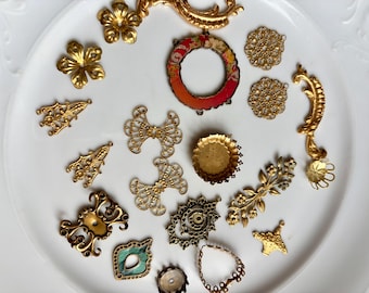 lot of 20 vintage brass jewelry findings (deadstock) for jewelry making, restoration and creative projects.