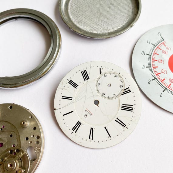Lot De 5 Coqs De Montre Anciens Ciselés - Pièces D'horlogerie Vintage, Occasion