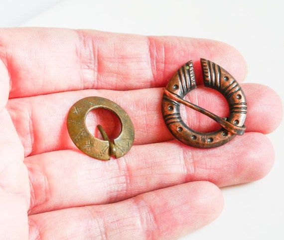 Set of 2 Antique miniature round Ethnic Brooch, f… - image 1