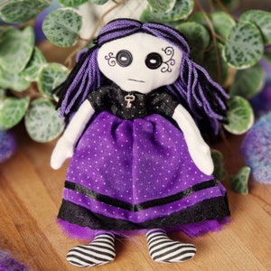 Halloween Cloth Doll PDF SEWING PATTERN Creepy Cute Gothic Themed Rag Dolls & Photo-Tutorial with Embroidery Tattoos