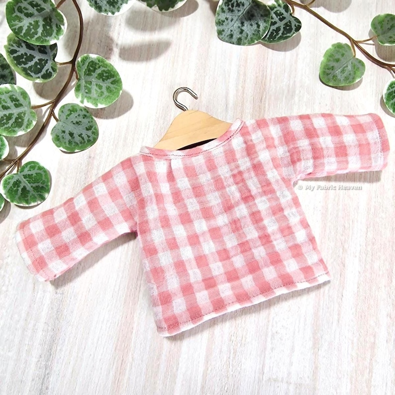 Dolls T-Shirt, Tunic top, blouse, blouse sewing pattern & photo tutorial