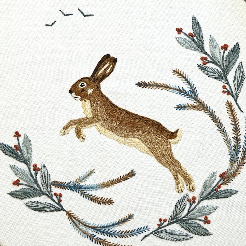 Hare thread painting embroidery pattern and video tutorial. Needle painting hoop art.