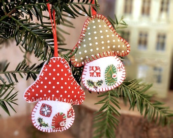 Champignons en feutre, décoration de Noël maison champignon vénéneux des bois PDF patron de couture et tutoriel photo