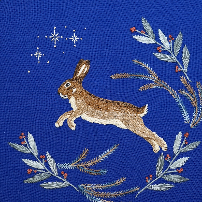 Hare thread painting embroidery pattern and video tutorial. Needle painting hoop art.