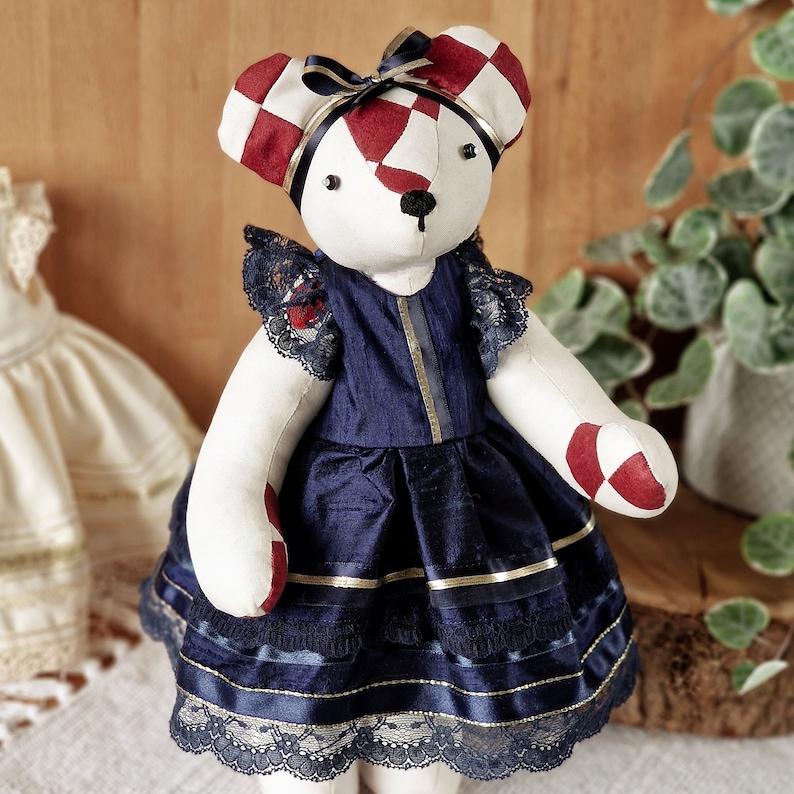 Bear or doll dress sewing pattern and photo tutorial