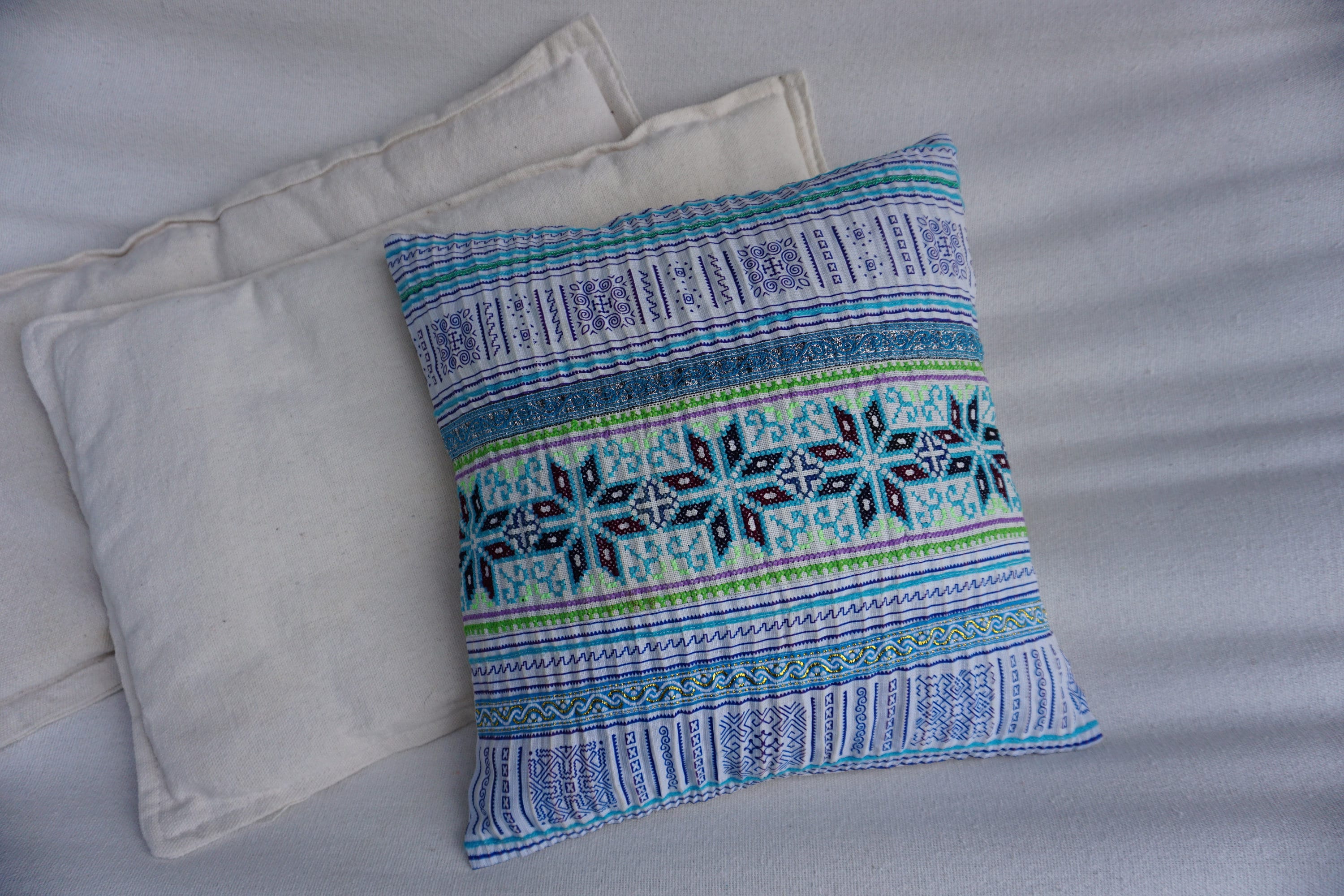 Indian Handmade De Algodón Cubierta para Cojín Funda Almohada bordados a mano tirar