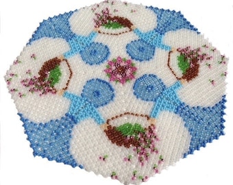 PDF pattern for beaded doily 20 cm with ladies, code LC 5/2015