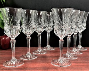 Cristal D'Arques 8.5"  'Carthage' 8 oz Crystal Wine Glasses / Water Goblets, JG Durand of France, Diamond Cut Set of 8 in Original BOX
