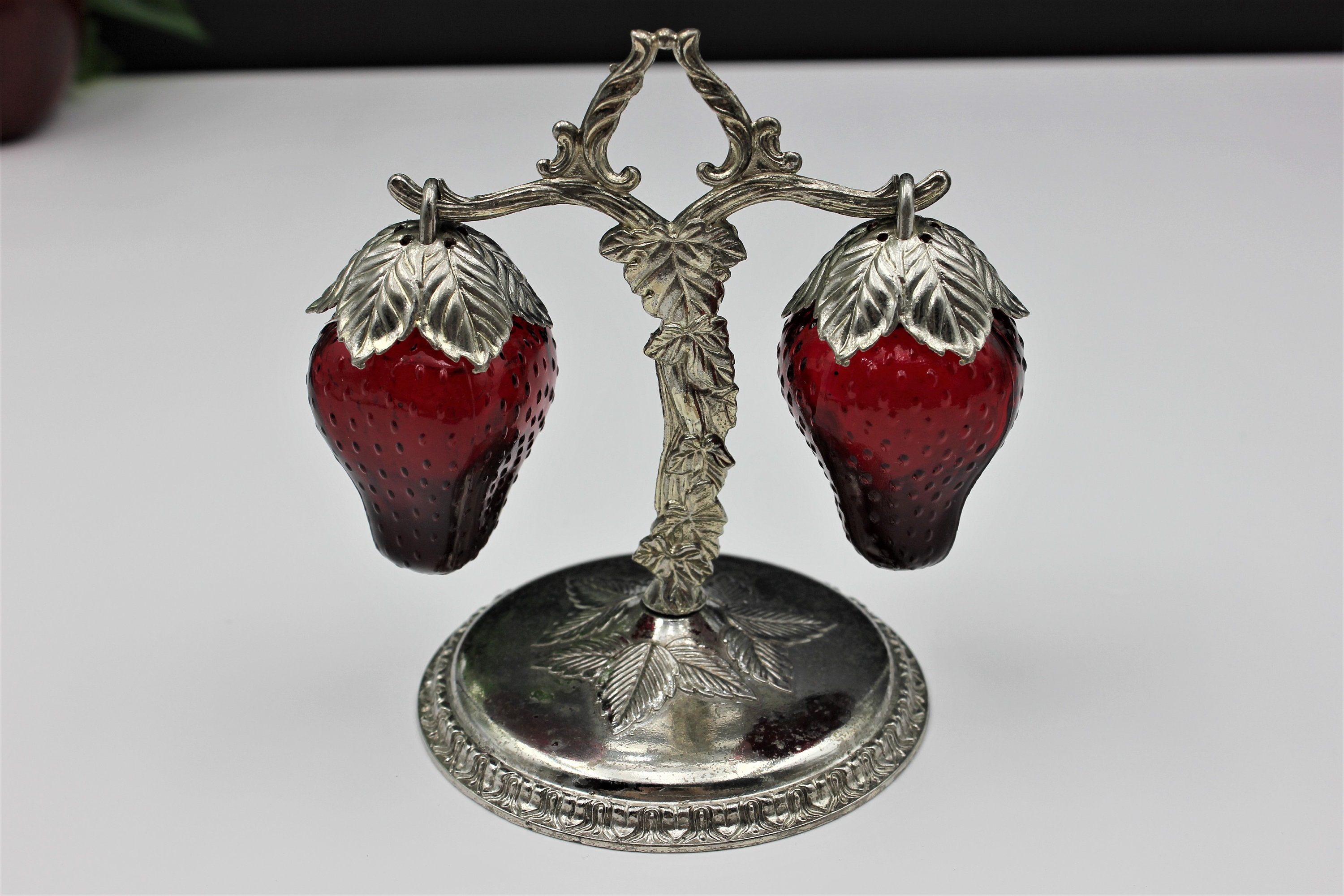 Strawberry salt and pepper shakers sale