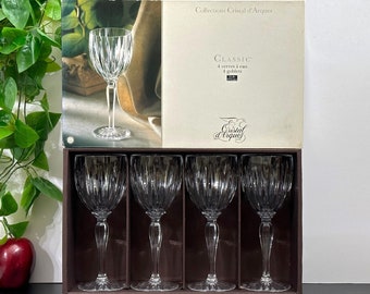 8 1/2" Cristal D'Arques CLASSIC Crystal Wine Glasses 10 1/4 oz, Vertical Cut Lead Crystal Water Goblets Made in France Vintage BOX Set of 4