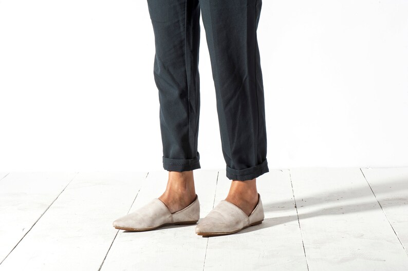 Comfortable Shoes Leather Flats Off-White Shoes Minimalist Shoes Women/'s Shoes Nude Shoes Slip On Shoes Womens Flats Leather Shoes