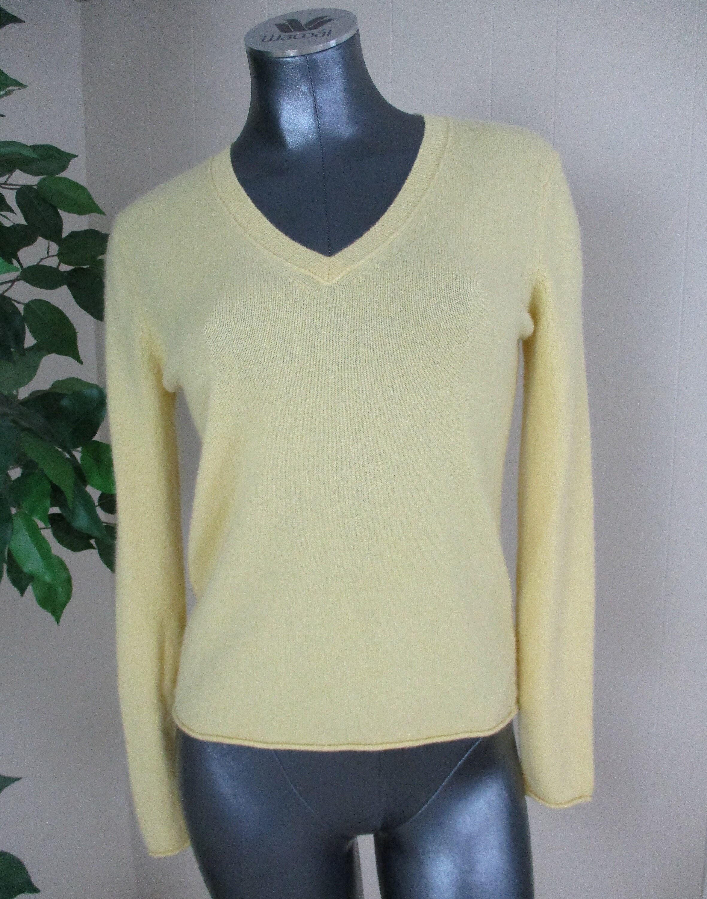 Vintage Elena Solano 100% 2-ply 