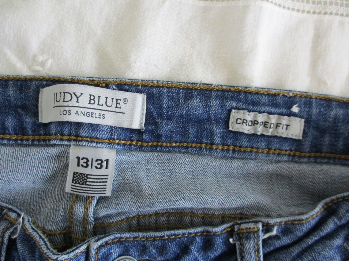 Judy Blue size 13/31 Cropped Fit Frayed Shredded Hem Jeans Etsy