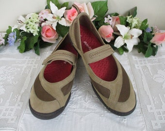 skechers negative heel shoes