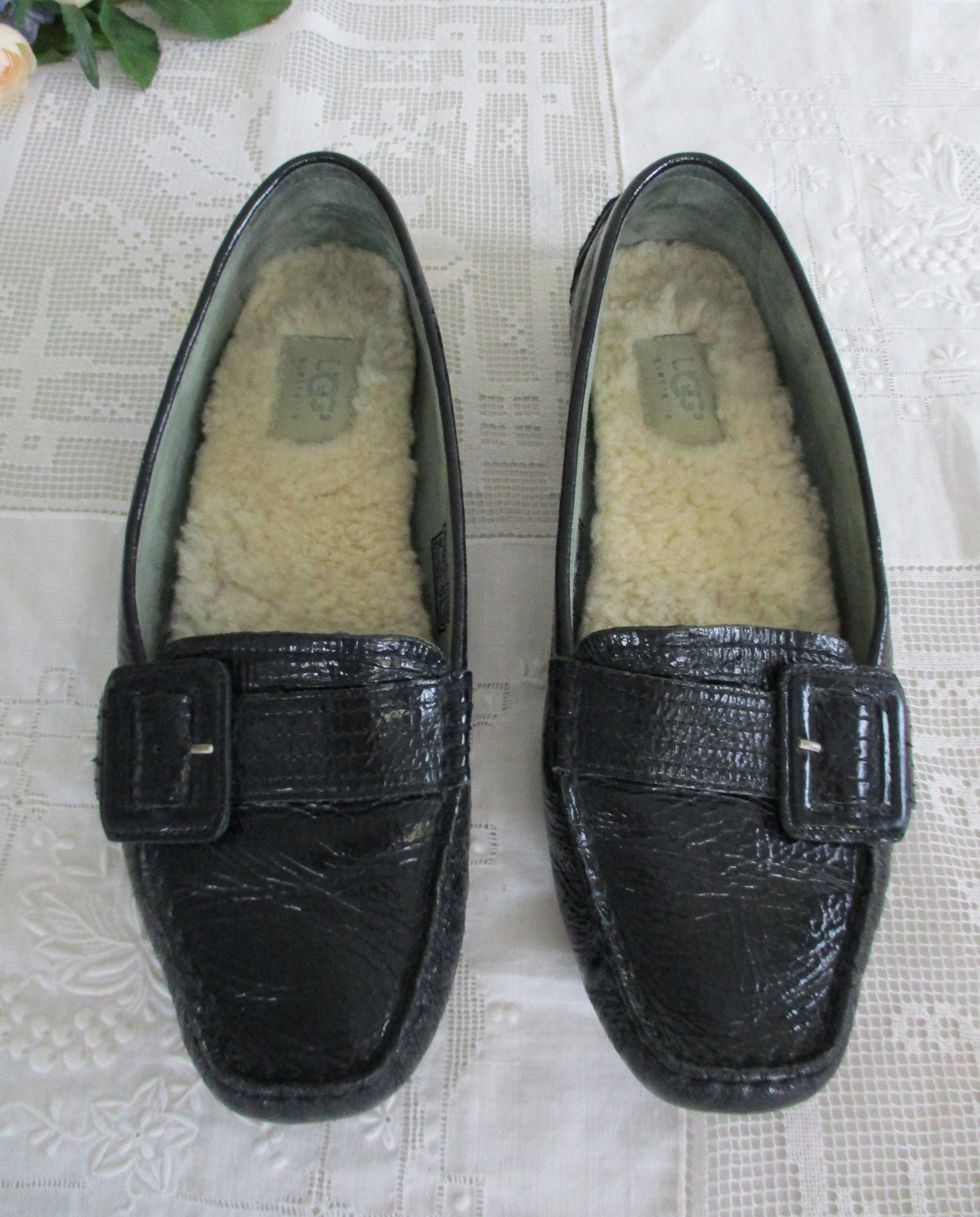 ugg loafers womens black