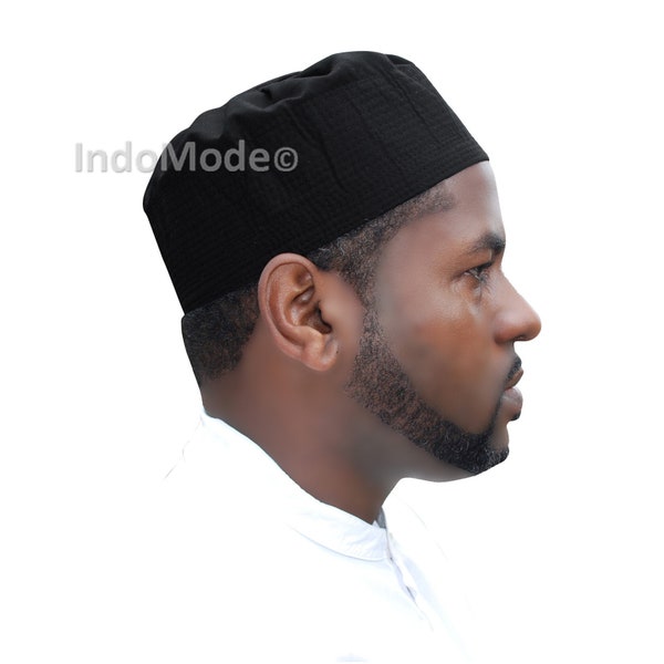 Casquette kufi en tissu noir - Chapeau de prière musulman Kopiah Kofi Tabligh Topi pour Salah plissé de couleur unie par TheKufi® (Choisir de XS à 4X)