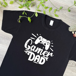 Camiseta Gamer Dad – Algodão aconchegante – Impresso à mão no Reino Unido – Aniversário legal, Dia dos Pais ou presente de Natal – 642