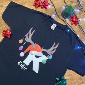 Camiseta ou moletom de Natal personalizado, design de nome personalizado festivo com caixa de presente de chocolate de Natal opcional - 985