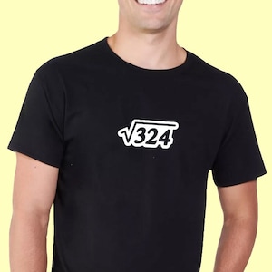 18e verjaardag Square Root T Shirt - Gezellig katoen - Vierkant nummer van 18 - Achttien, Achttiende, Maths Gift TShirt - Mannen, Vrouwen, Unisex - 655