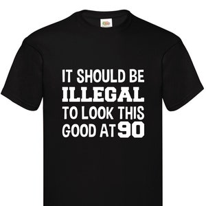90 grappig T-shirt, 90e verjaardag cadeaus T-shirt voor mannen of vrouwen, moeder of vader kaartmokken knorrige oude man, 474