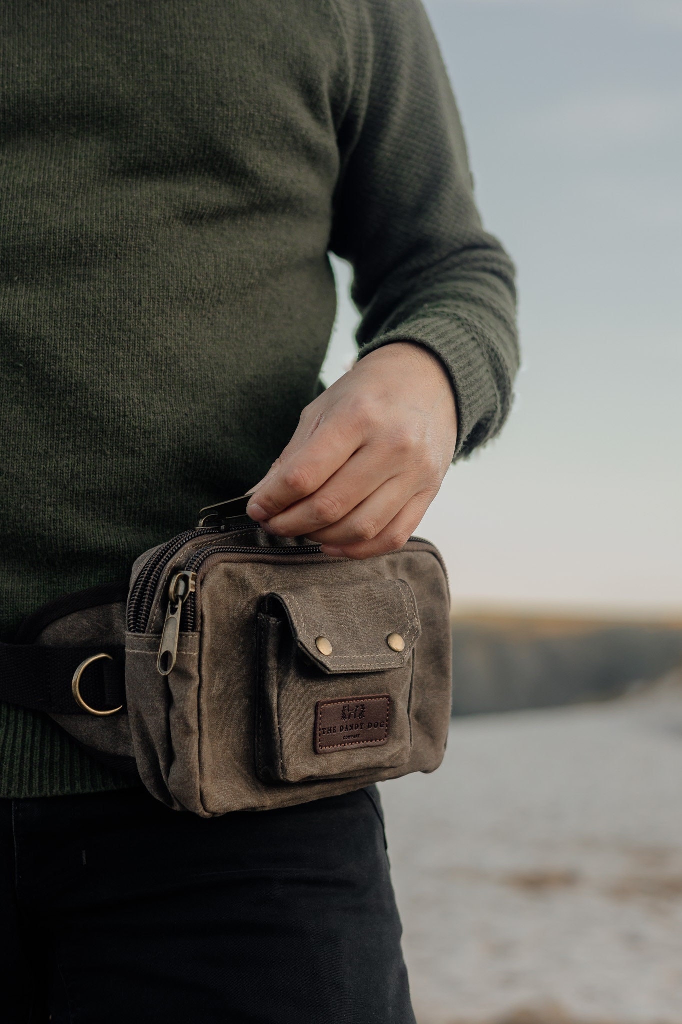 Tablet fanny pack discount