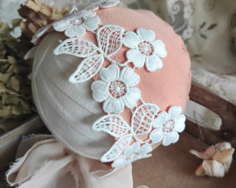 Peach Lace Bonnet, Newborn Girl Props, Jersey Fabric Hat, Neutral Baby Bonnet, Baby boho set, Newborn photo prop