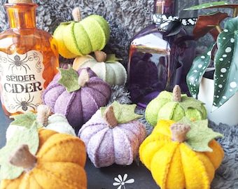 Felt Pumpkins: Autumn Home Decor