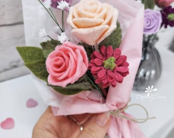 Mini bouquet de fleurs en feutre, souvenir floral, cadeau de fête des mères