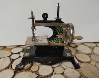 1950年代の昭和レトロブリキ製ミシンおもちゃ（商標登録済み）日本製 