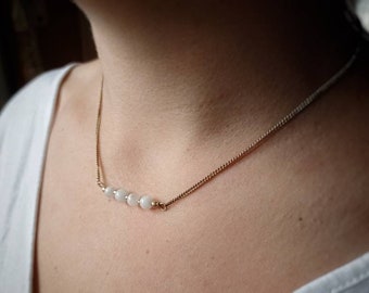 Collier ras du cou pierre de lune