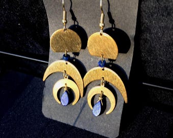 Bijoux géométriques ethniques laiton et pierres de lapis lazuli bleu