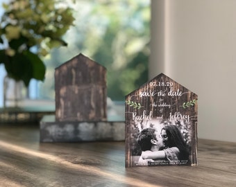Rustic Barn Photo Save the Date without folding doors • Country Barn Save the Date • Wedding Save the Date