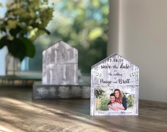 Rustic Whitewash Barn Photo Save the Date without folding doors • Country Barn Save the Date • Wedding Save the Date