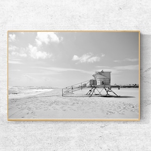 Beach Print, Lifeguard Tower, Printable Black And White Art, Lifeguard House Print, Lifeguard Tower Art, Beach Photography Print, Download