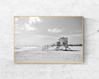 Beach Print, Lifeguard Tower, Printable Black And White Art, Lifeguard House Print, Lifeguard Tower Art, Beach Photography Print, Download