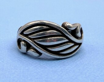 Vintage Sterling Silver Cable Ring Signed KARAN Sculptural Twisted Statement Jewelry Small Size Modernist Style Collector Gift Size 5.5-5.75