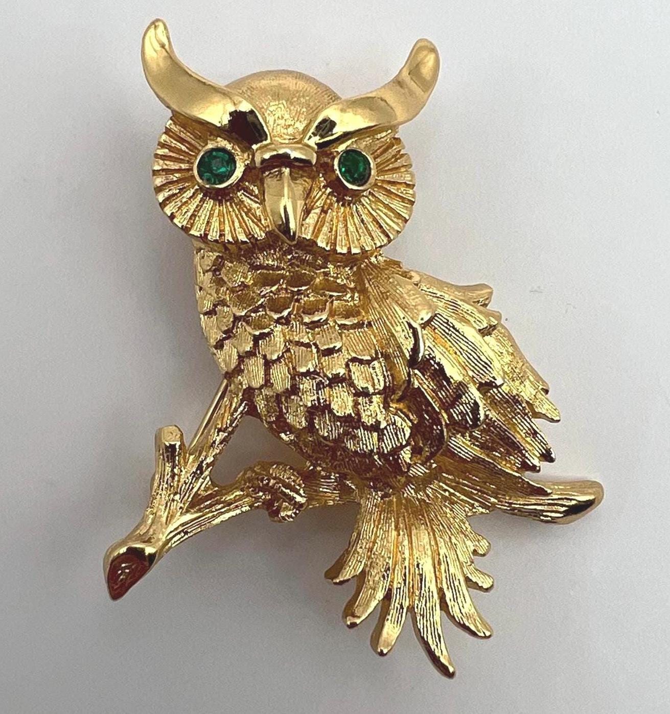 MONET OWL BROOCH Vintage Gold Tone Green Rhinestone Eyes 1960s Mid Century Bird Pin Signed Monet Fun