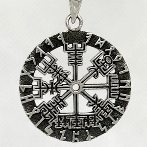 Vegvisir, Runic Compass, Norse Compass Necklace, The Vegvisir Pendant Necklace, Viking Symbol, Asatru Talisman Icelandic Sign IZS291