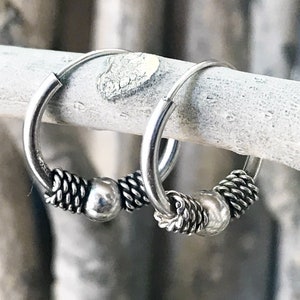 Par de sólido de plata esterlina 925 11mm alambre envuelto aro pendientes estilo de Bali
