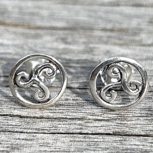 Handcrafted 925 Sterling Silver Triskelion Stud Earrings – Celtic Spiral Design, 8mm Minimalist Jewelry CLT108