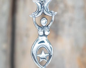 Silver Wiccan Triple Moon Goddess Pendant Necklace