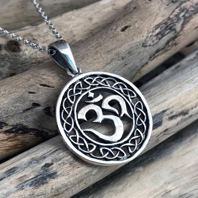 Silver Om Pendant Necklace Lotus Flower Charm Yoga Clt039 - Om Pendant Silver India Silver Om Pendant Necklace Lotus Flower Charm Yoga Clt039 - Om Pendant Silver India