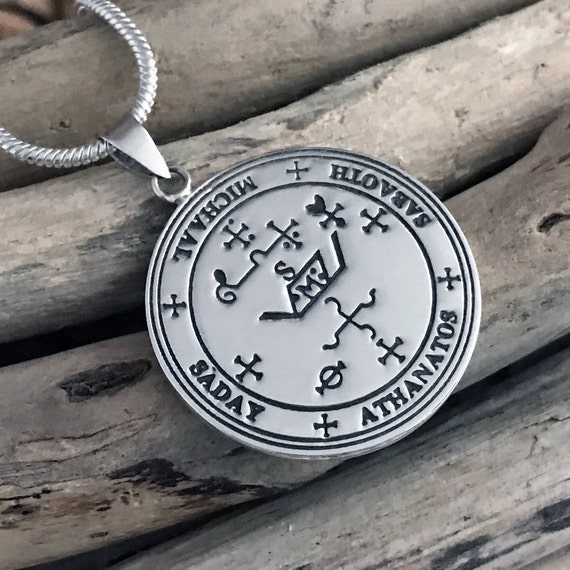 大天使ミカエル　 バチカン市国のネックレス　 着けっ放しOK 大天使ミカエル バチカン市国のコインネックレス ネックレス