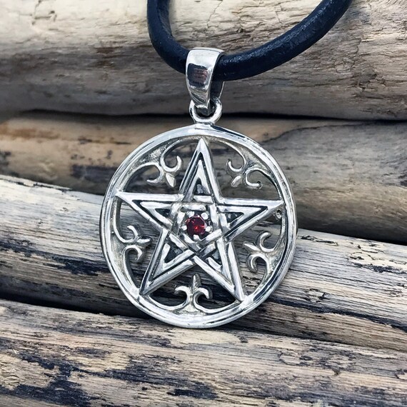 Amazon.com: Real Metal Sterling Silver Inverted Pentacle Pentagram Pendant  with 20 Inch Sterling Silver Necklace: Clothing, Shoes & Jewelry