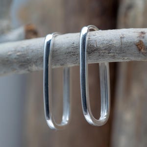 925 sterlingzilver rechthoekige hoepel oorbellen 12 x 25 mm minimalistische geometrische hoepels voor vrouwen, minimalistische langwerpige rechthoekige hoepel oorbellen BFV183