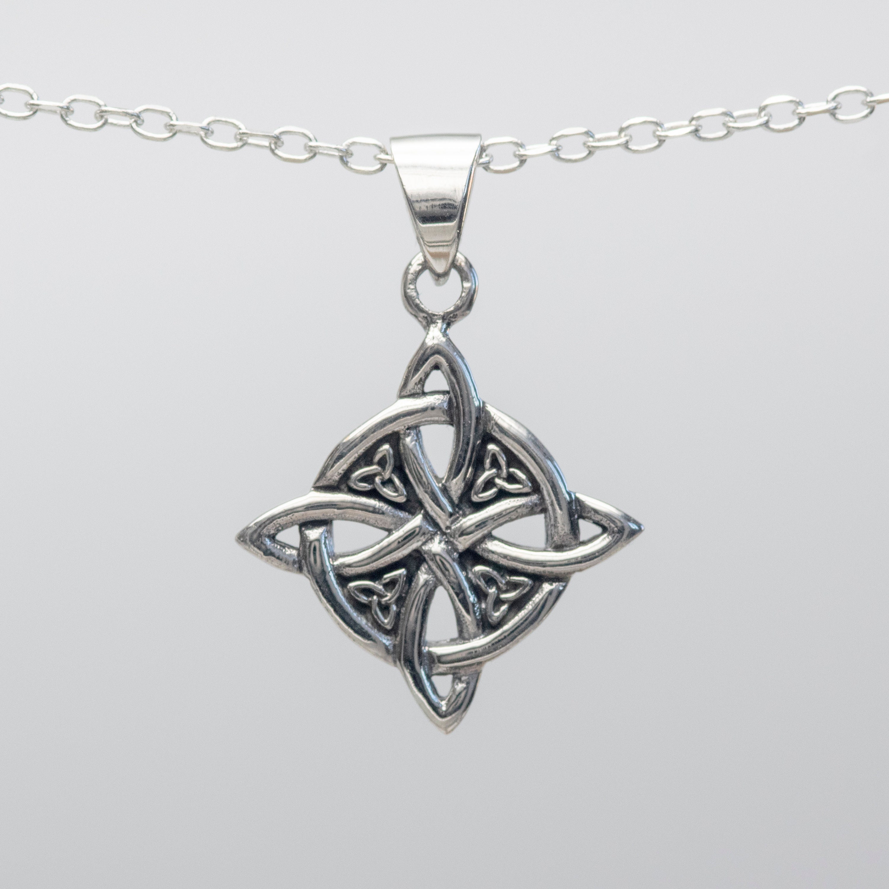 【Llife】KNOT PENDANT CELTIC KNOT OF LIFE, replica, I. century Wulflund