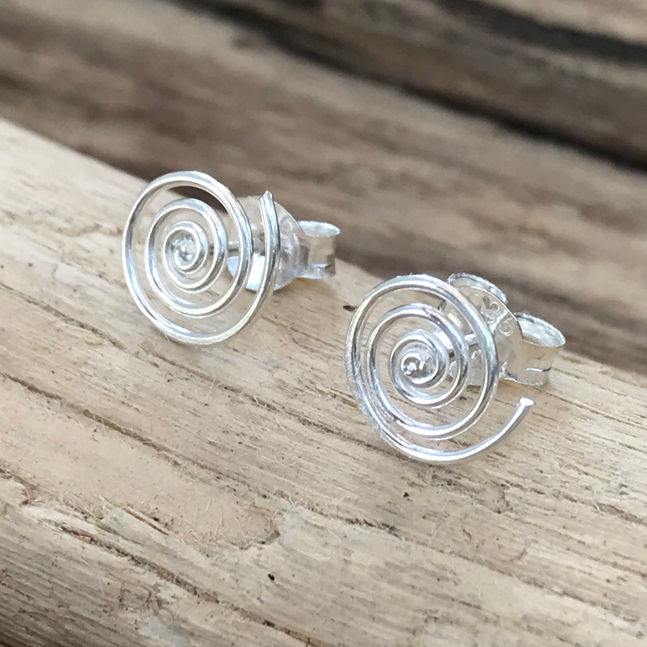 925 Sterling Silver Spiral Stud Earrings